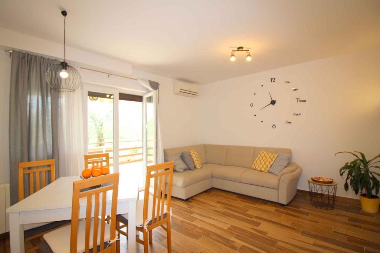 Apartments in Porec/Istrien 9923 Extérieur photo