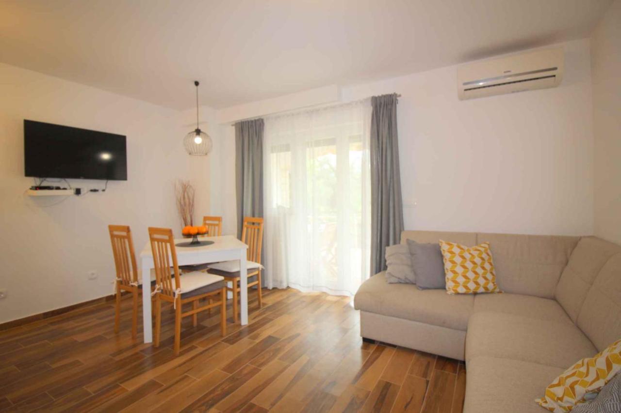 Apartments in Porec/Istrien 9923 Extérieur photo